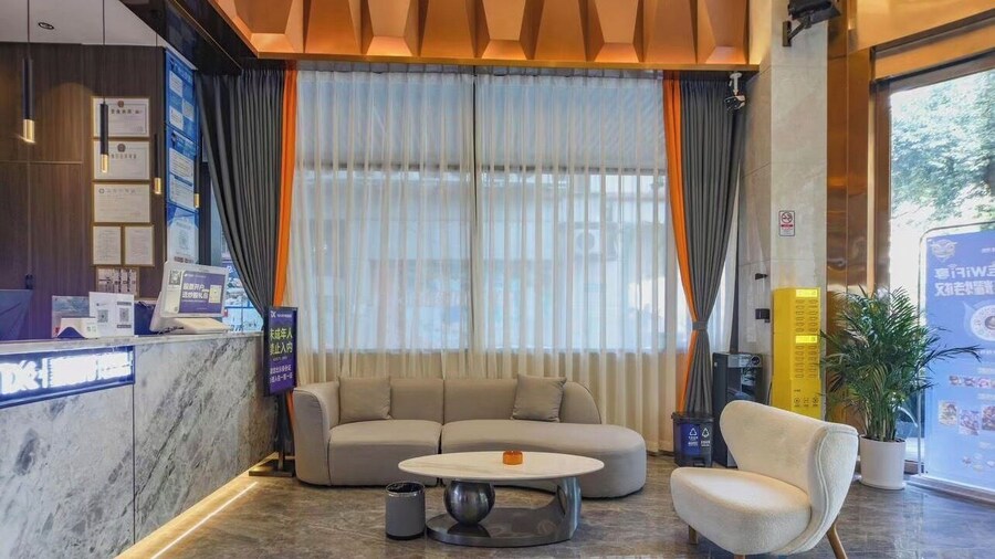 Jingfeng Hotel