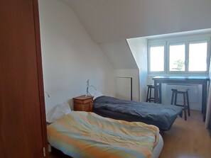 1 quarto, ferros/tábuas de passar roupa, Wi-Fi, roupa de cama