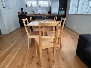 Apartment, 2 Bedrooms, Non Smoking, Pets allowed | Dining - Gamla Wallesvägen 10 - Bruksvallarna (Bruksvallarna)