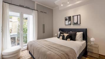 Blackout drapes, soundproofing, iron/ironing board, free WiFi