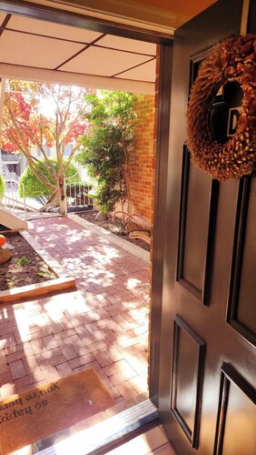 Cozy 2-bedroom condo in quaint Hummelstown, close to all Hershey activities