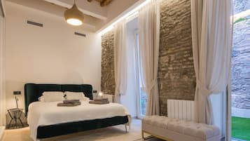 Quarto casal, banheiro privativo (Authentic Studio Alcazaba) | Wi-Fi de cortesia