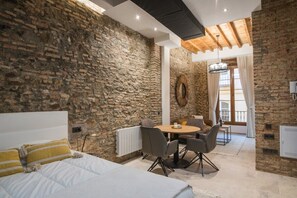 Apartamento, baño privado (Authentic Studio Alcazaba) | Sala de reuniones