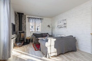 Departamento, 3 habitaciones, se aceptan mascotas, vista a la montaña | Área de sala de estar