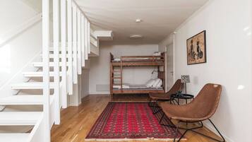 Apartment, 3 Bedrooms, Pets allowed, Mountain View | Interior