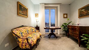 Immagine non classificata, 5 di 36, pulsante