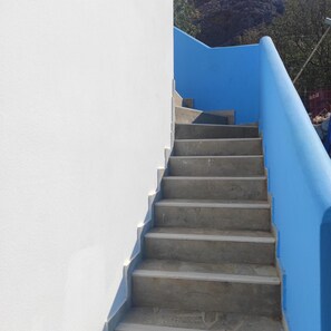 Property grounds - Studio '1' with Sea View and Private Balcony (Arginonta)