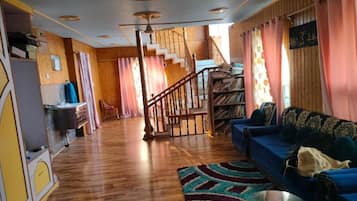 Bungalow, Mountain View | Bahagian dalam