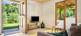 Apartment 'Waldruhe' with Private Terrace and Wi-Fi