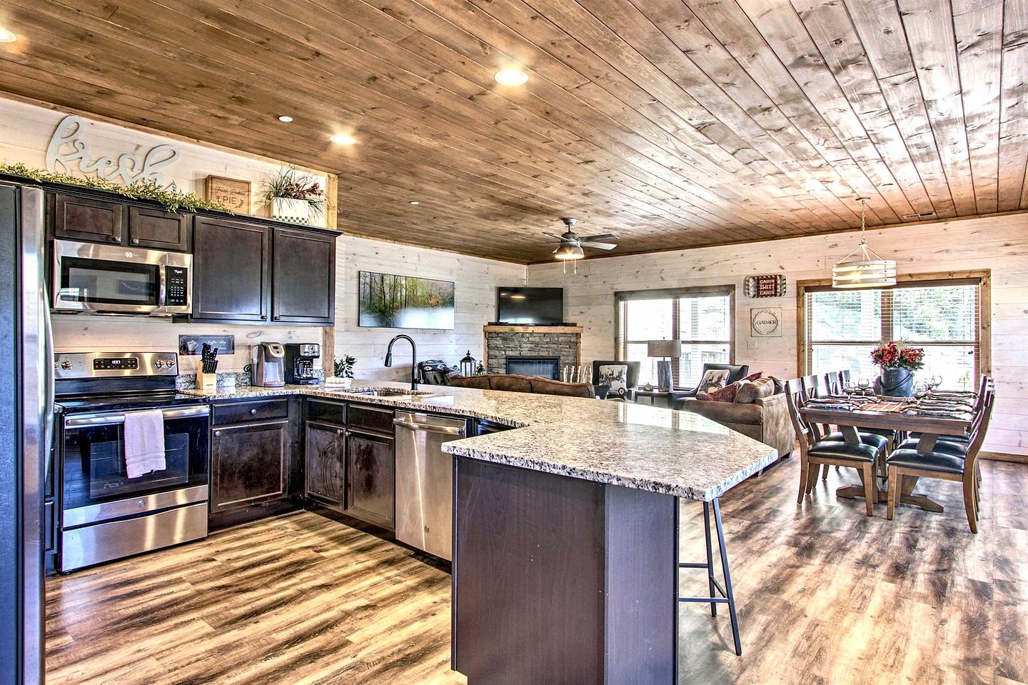 Private kitchen
