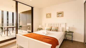 Iron/ironing board, free WiFi, bed sheets