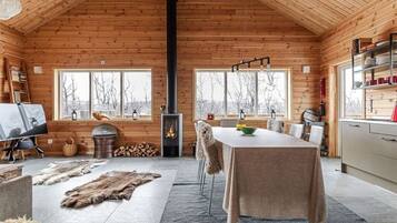 Cabin, 3 Bedrooms, Pets not allowed, Mountainside | Interior