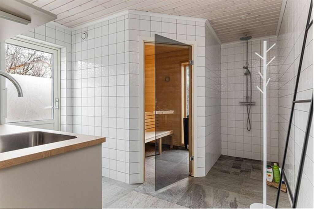 Cabin, 3 Bedrooms, Pets not allowed, Mountainside | Bathroom