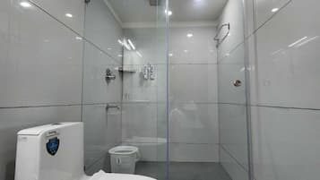 Free toiletries, towels