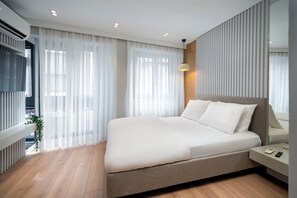 In-room safe, blackout curtains, iron/ironing board, free WiFi - Pia Homes - Nevizade (İstanbul)