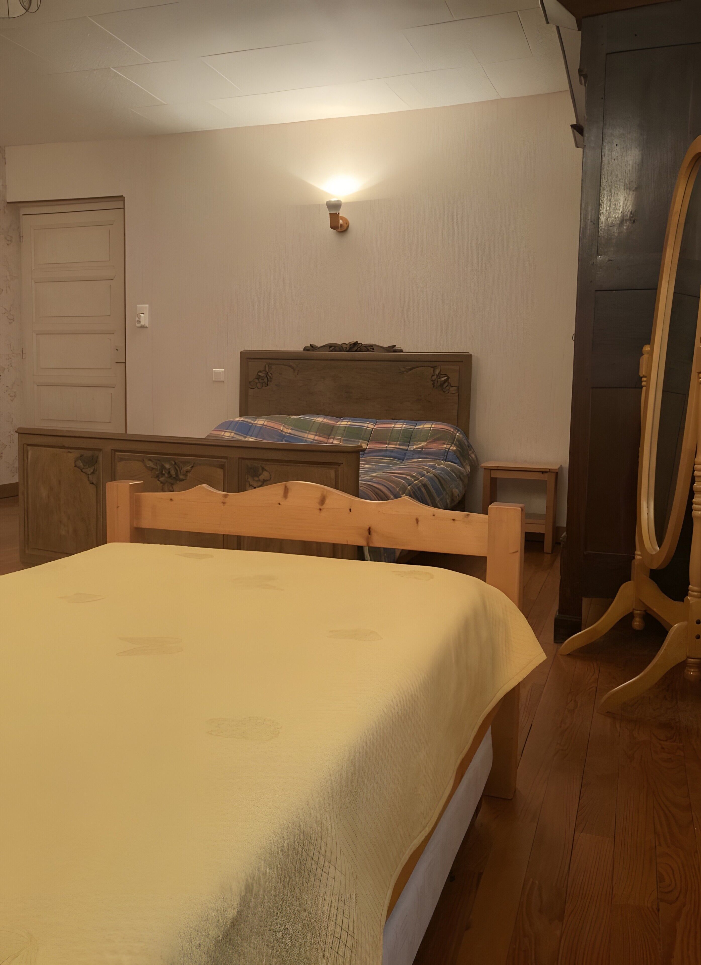 Iron/ironing board, WiFi