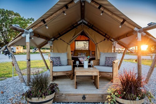 Impressive Glamping Tented Cabin in Cassville, Missouri