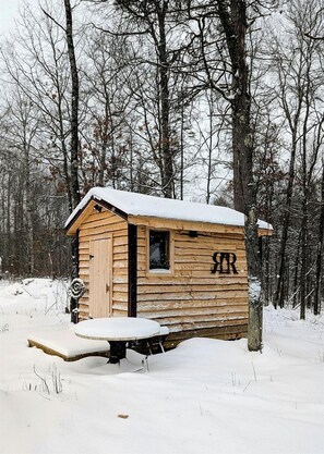 Exterior - Pet Friendly Yurt with a Shared Sauna House in Northern Wisconsin, Ideal for a Weekend Escape in the Wilderness (Boulder Junction)