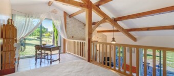 Maison Les Vignes Perdues: Nature Escape in the Heart of Dordogne
