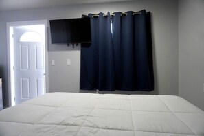 Room - Charming Studio Escape for Nature Lovers & Adventure Seekers in Williams, Arizona (Williams)