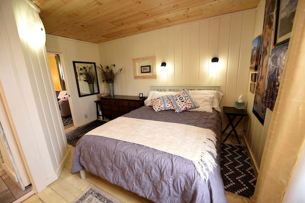 1 chambre, fer et planche à repasser, Wi-Fi, literie fournie