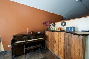 Bar (en la propiedad)