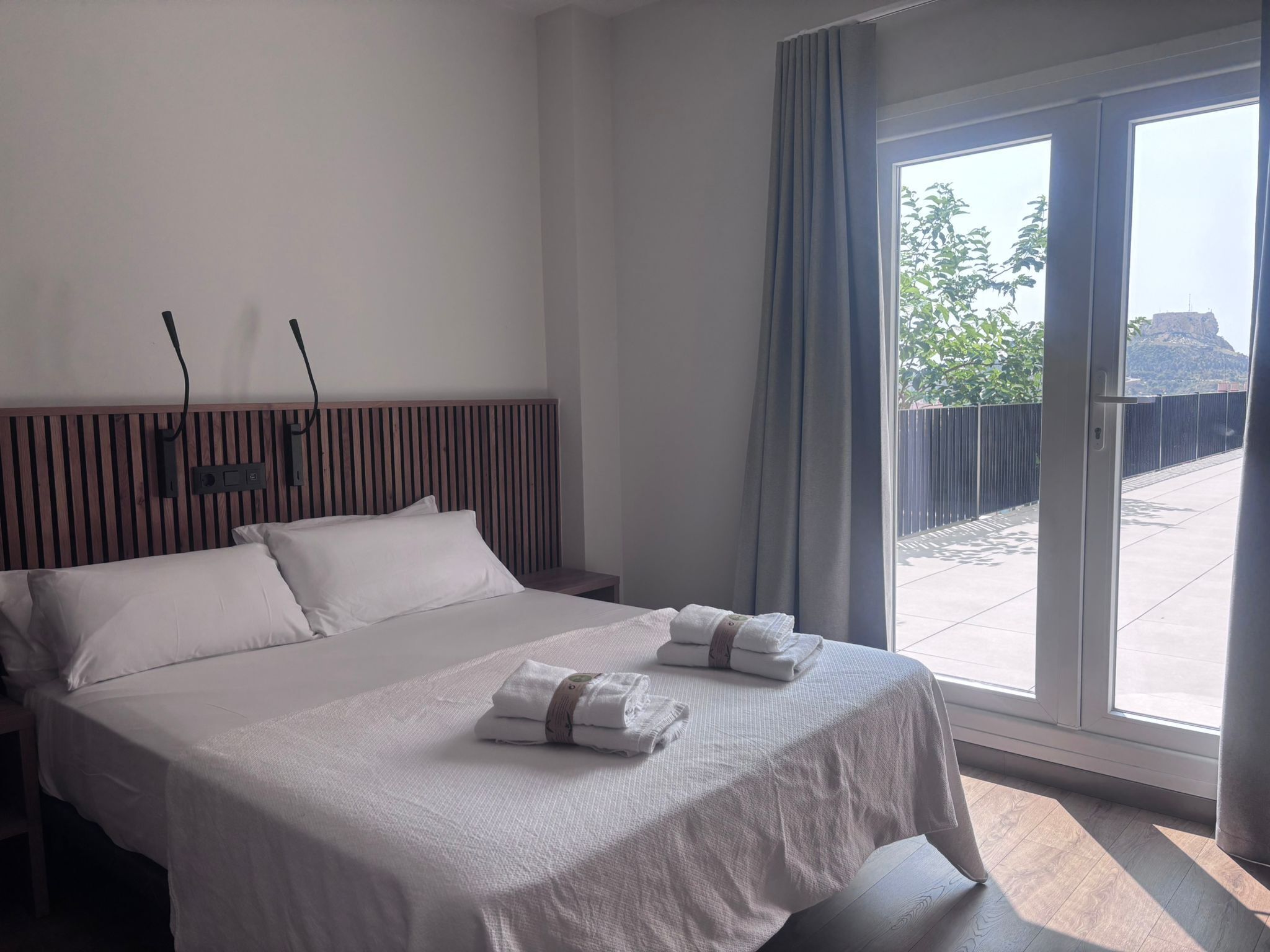 Family Studio, 1 Queen Bed with Sofa bed, Non Smoking, Private Bathroom