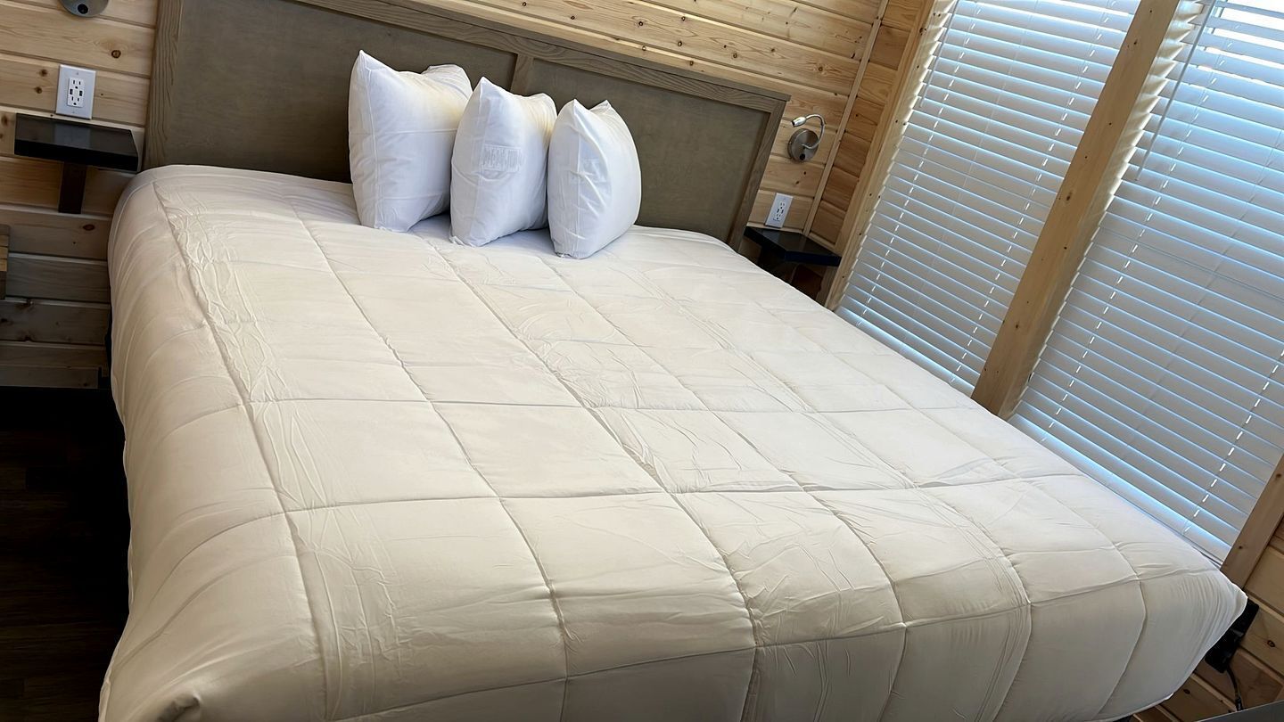 3 bedrooms, WiFi, bed sheets