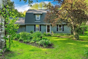 Exterior - Serene Cabin with Beautiful Outdoor Space in Sister Bay, Wisconsin (Sister Bay)