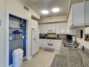 Fridge, microwave, oven, stovetop - Beach Colony Resort East #1C | Pool, Beach, Gym, Tennis + More (Navarre Beach)