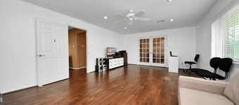 Lofty Grace Home 2 - Spacious 4BR Home