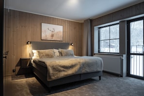 Apartment, 2 Bedrooms, Pets Not Allowed, Mountain View | Free WiFi