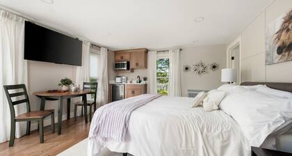 Lavender Suite