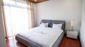 Zimmersafe, BĂŒgeleisen/BĂŒgelbrett