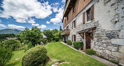 Renovated Farmhouse in Mieussy with Mountain View, Private Terrace and Wi-Fi