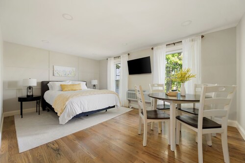 Jasmine Suite