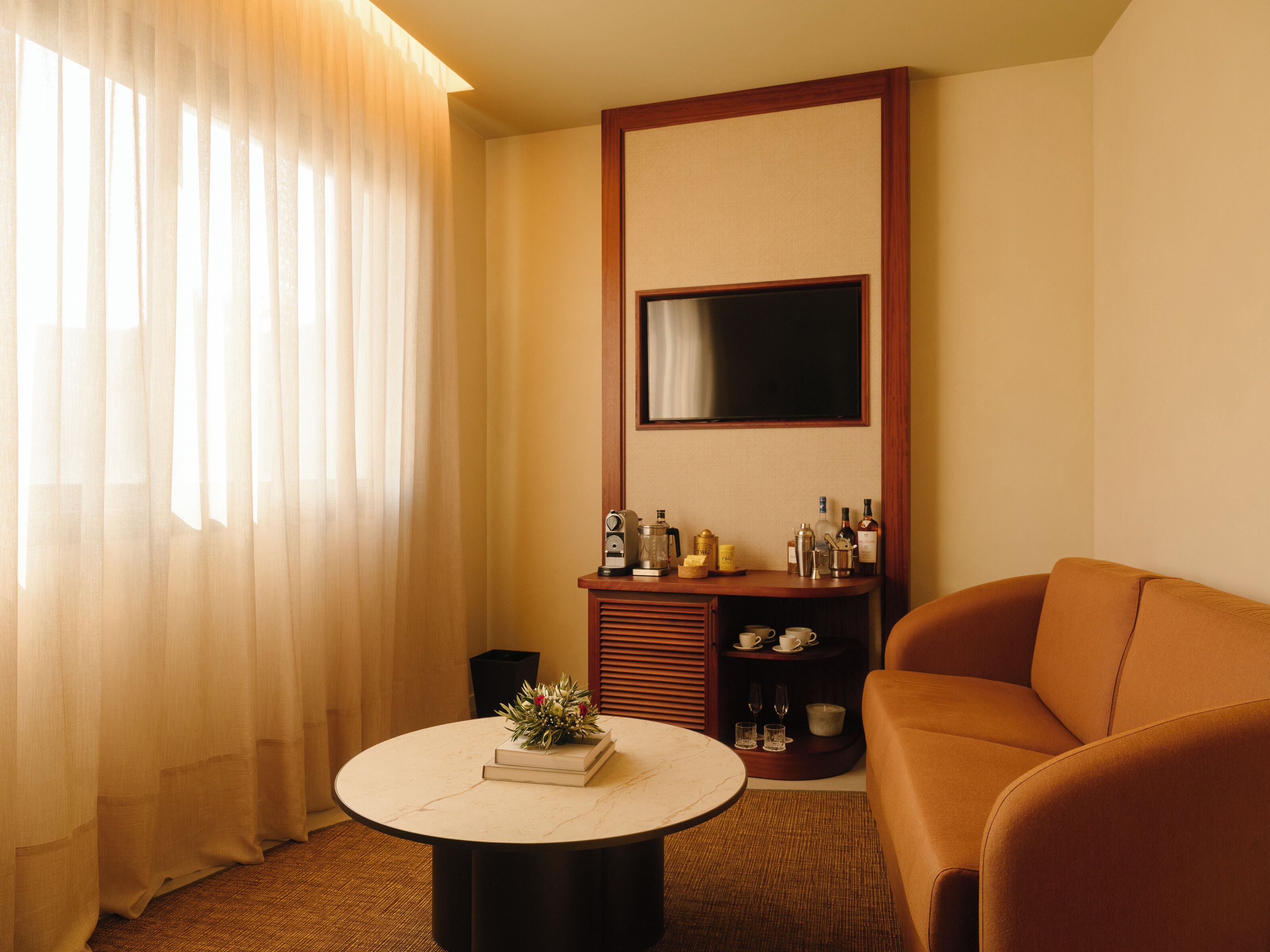 Premium bedding, down duvets, pillow-top beds, minibar