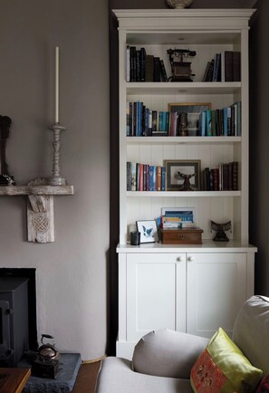 Interior - Achill Island Interior Designed home perched on the shoreline spectacular views (Achill Island Co Mayo)