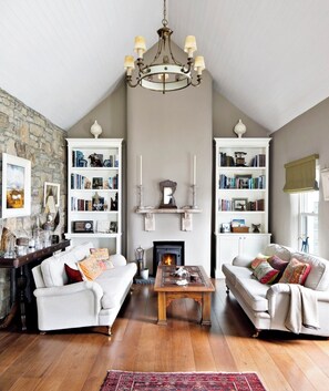 TV - Achill Island Interior Designed home perched on the shoreline spectacular views (Achill Island Co Mayo)