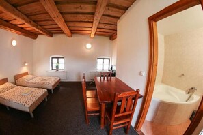 Free WiFi - Apartmany na Rynku Chvalsiny (Cesky Krumlov)