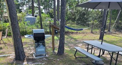 Serene campground in Navarre perfect for outdoor adventures