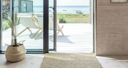 Architektentwurf für ein Haus aus Zedernholz am Isefjord