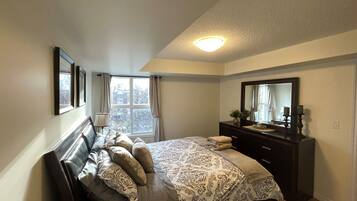 2 bedrooms, iron/ironing board, free WiFi, bed sheets