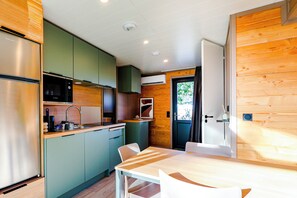 Private kitchen - Chalet Halo du Tilleul (Rivières)