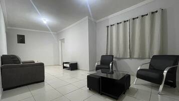 Standard Twin Room | Interior