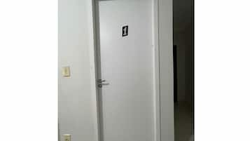 Standard Twin Room | Interior