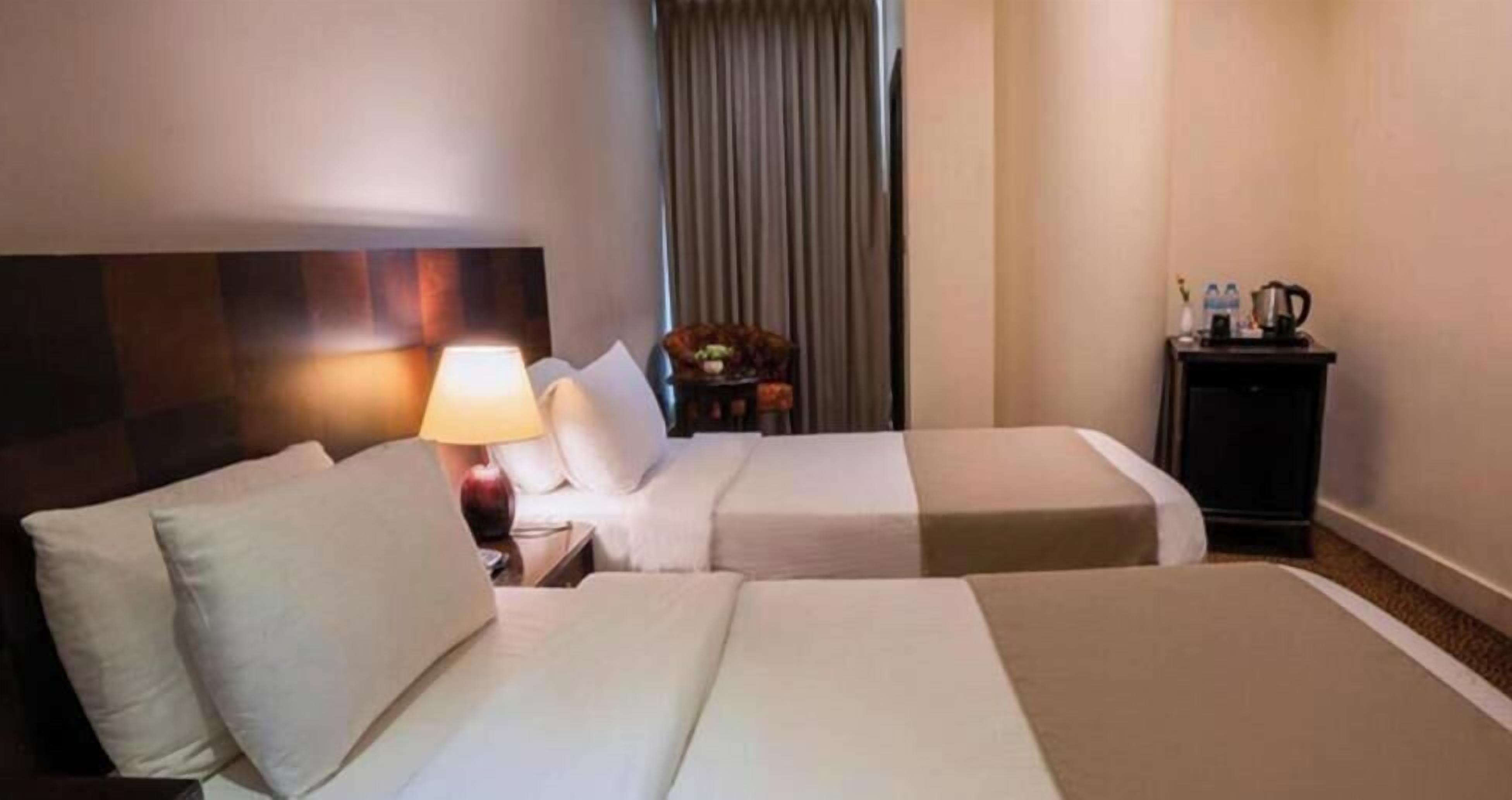 In-room safe, free WiFi