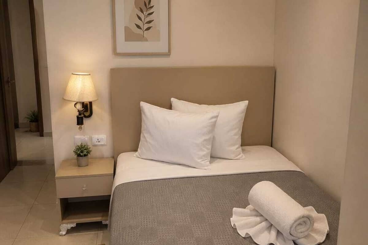 Single Room, River View | In-room safe, WiFi (free)