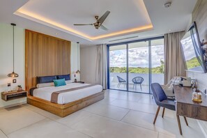 9 bedrooms, in-room safe, iron/ironing board, free WiFi