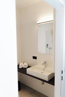 Habitación individual Confort, balcón | Baño